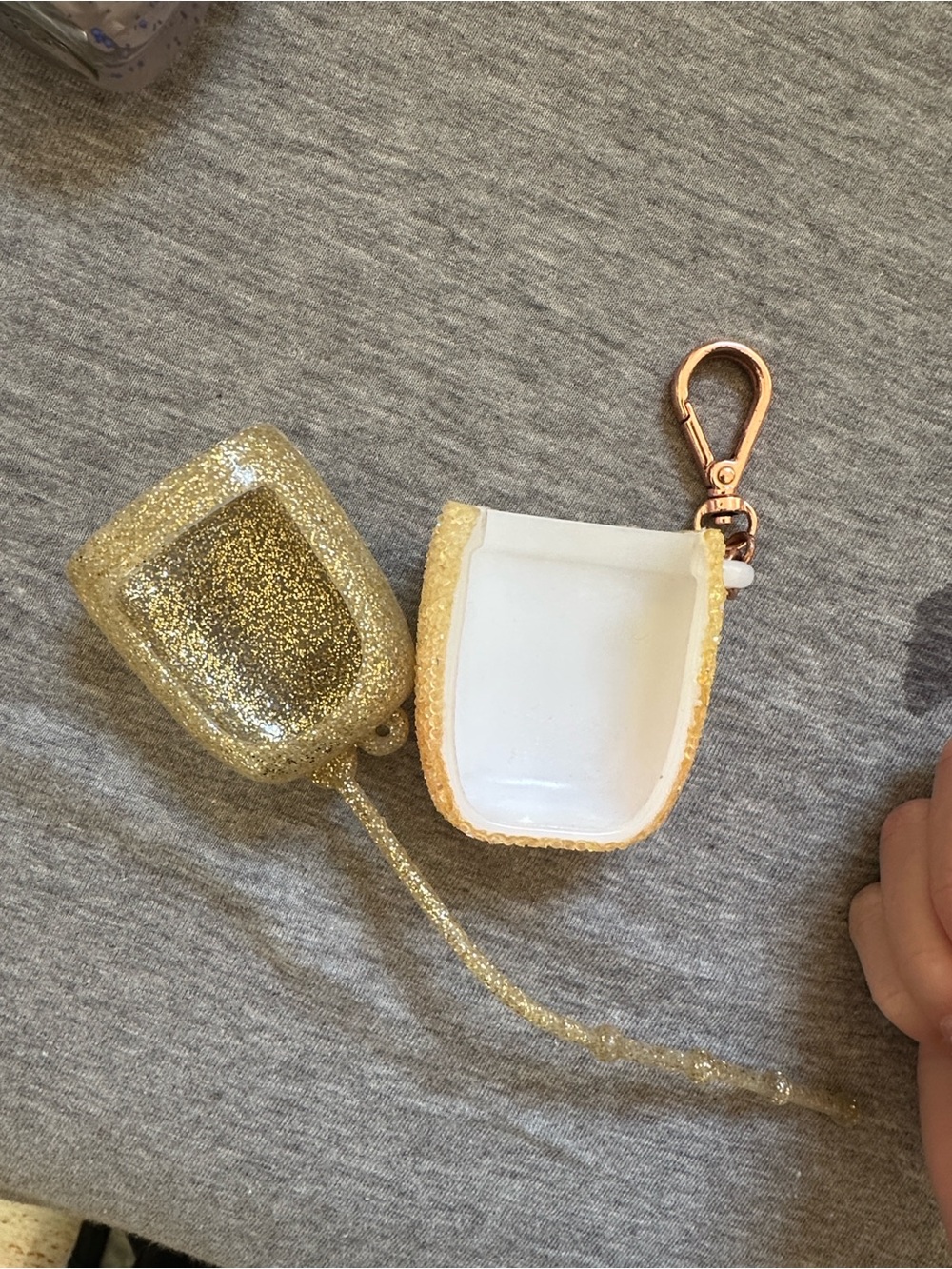 Bath and Body Works Hand Sanitizers. - Picture 5 of 11